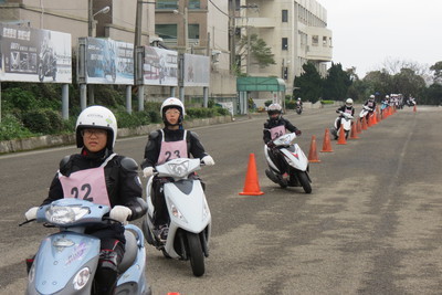 障礙物連續閃避
