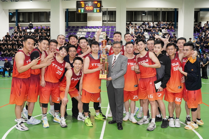 男生組籃球二技中隊獲得冠軍