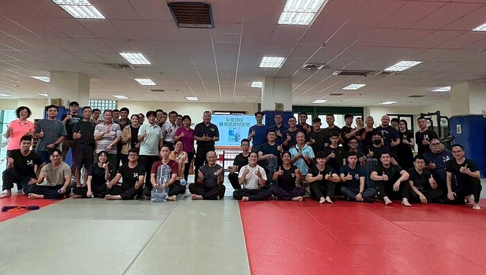 柔道、摔角、綜合逮捕術教官及教官助理大合影